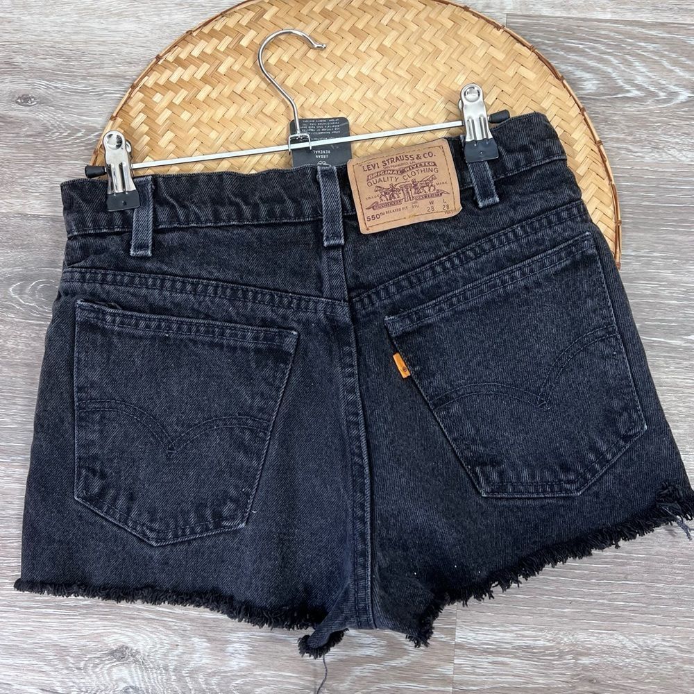 Nwt urban renewal Vintage Levi’s black Cut Off Shorts
